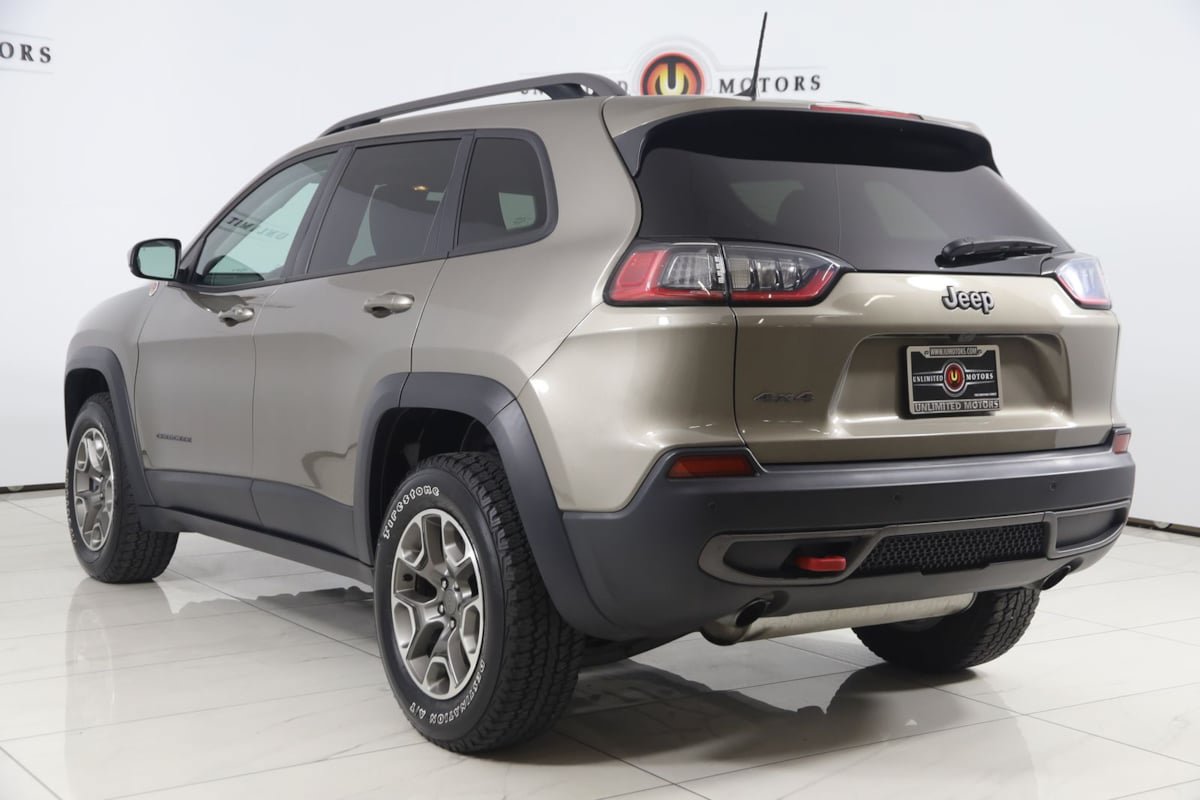 Used 2020 Jeep Cherokee Trailhawk w/ Cold Weather Group AWD/4WD image 4