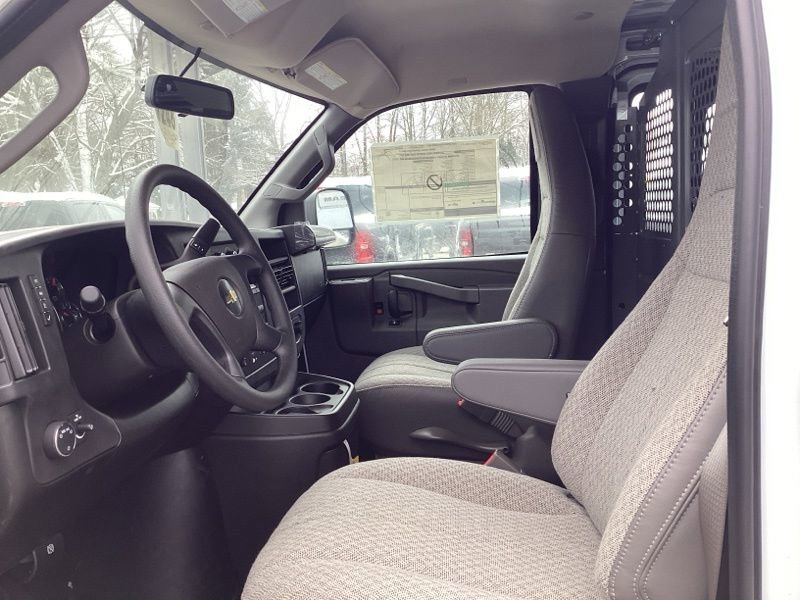 New 2025 Chevrolet Express 2500 image 21