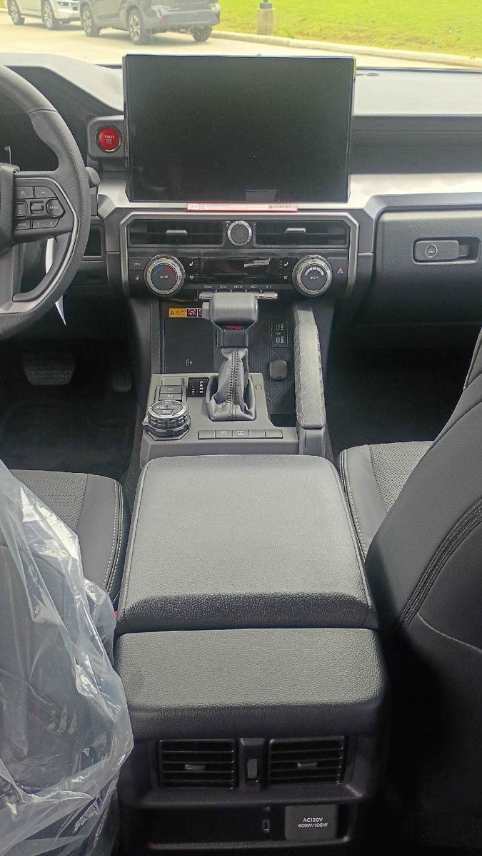 Used 2026 Toyota 4Runner TRD Off-Road Premium AWD/4WD image 14