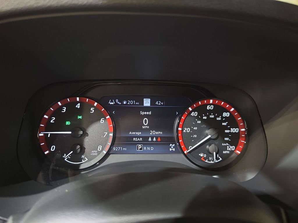 Used 2023 Nissan Frontier PRO-4X w/ Pro-4X Premium Package AWD/4WD image 10