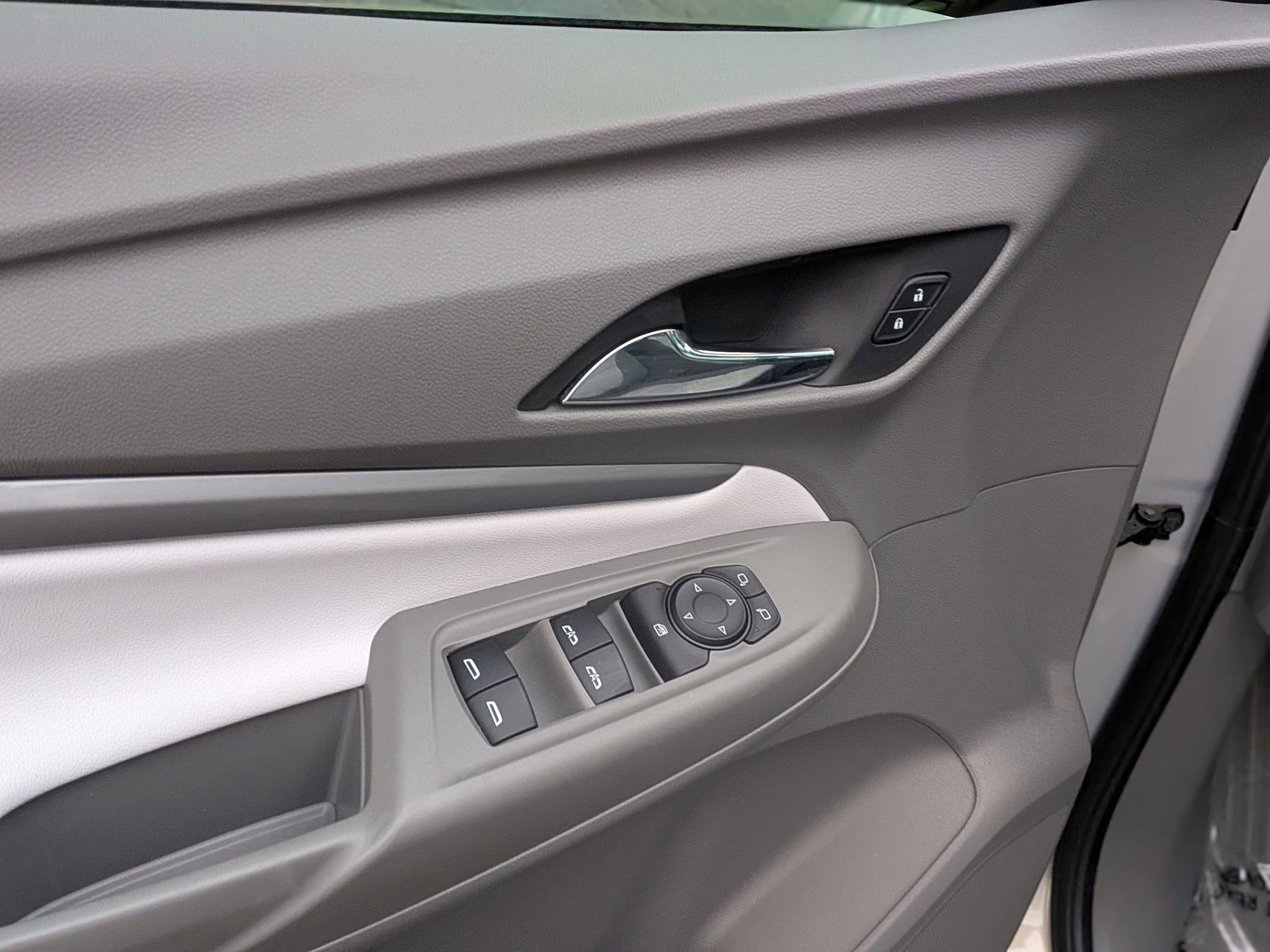 Used 2022 Chevrolet Bolt EUV Premier image 15