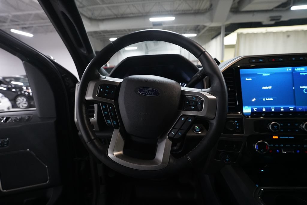 Used 2022 Ford F350 Platinum w/ FX4 Off-Road Package AWD/4WD image 4