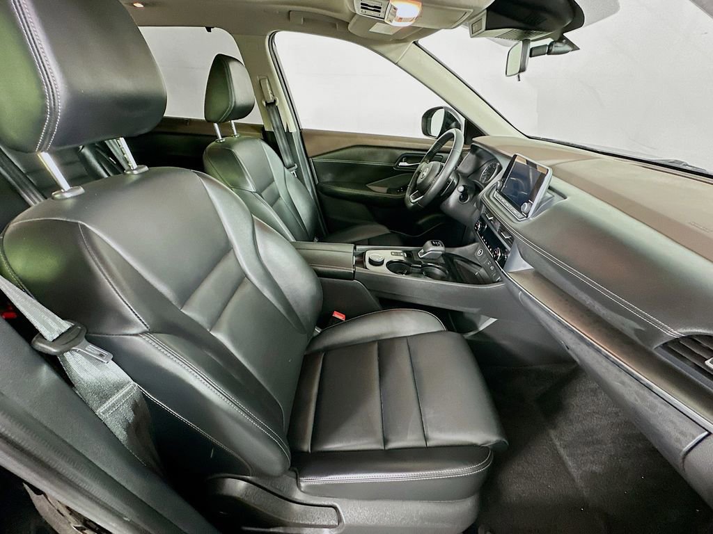 Certified 2023 Nissan Rogue SV w/ SV Premium B Package image 36