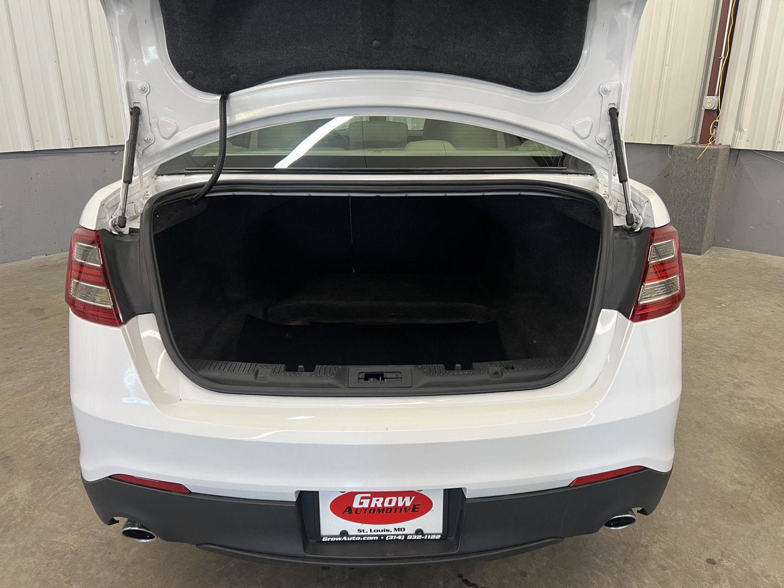Used 2019 Ford Taurus SE image 34