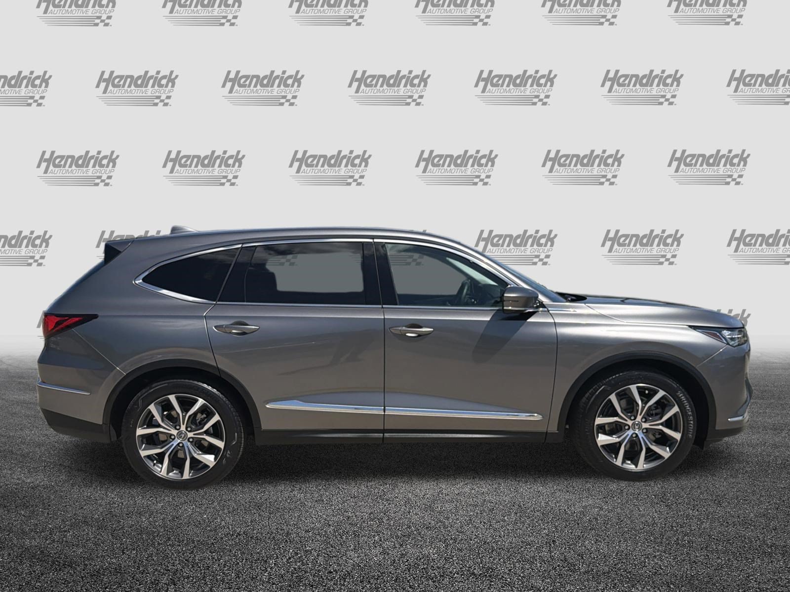 Certified 2024 Acura MDX w/ Technology Package FWD image 11