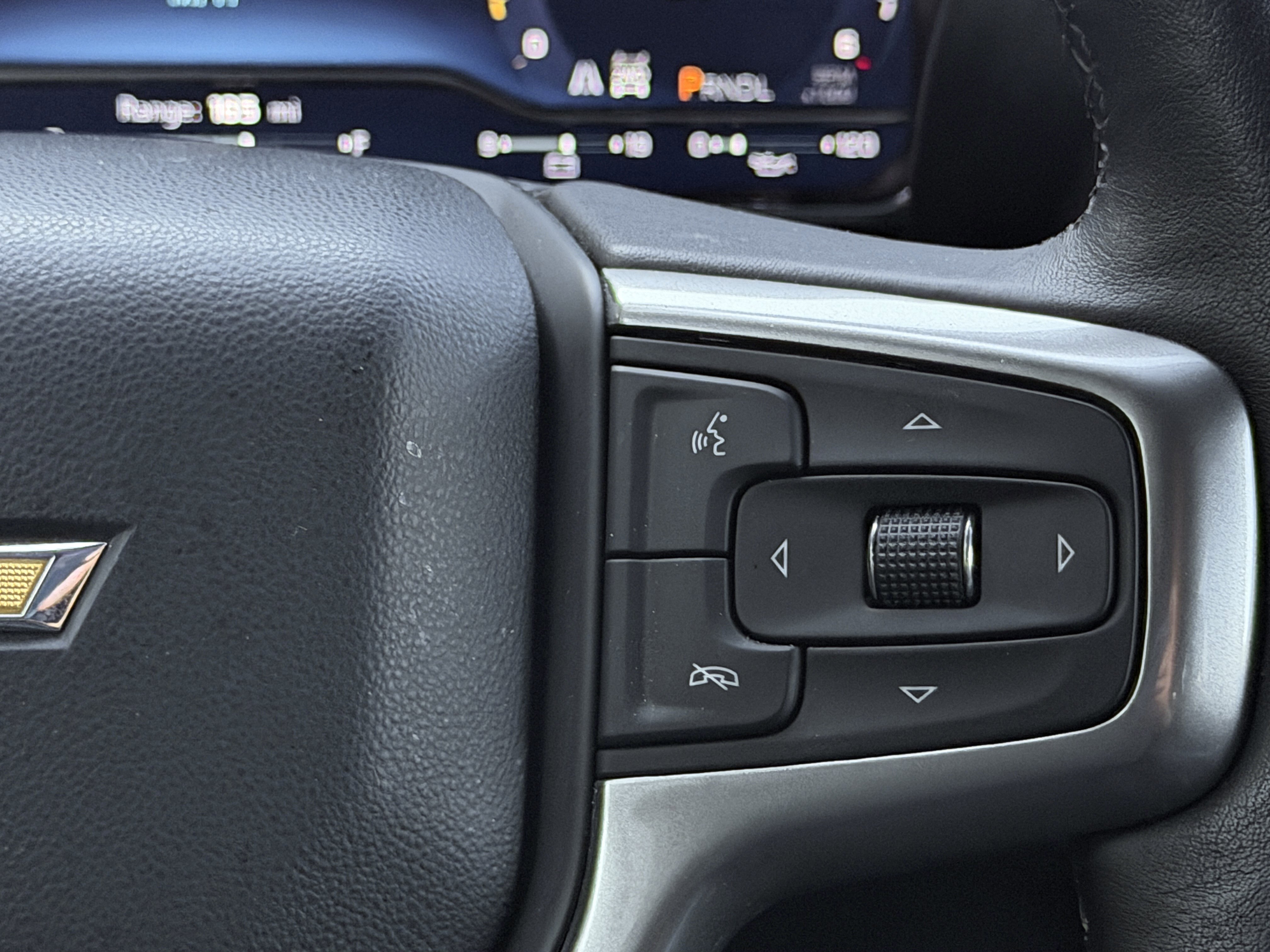 Used 2022 Chevrolet Silverado 1500 LT AWD/4WD image 15