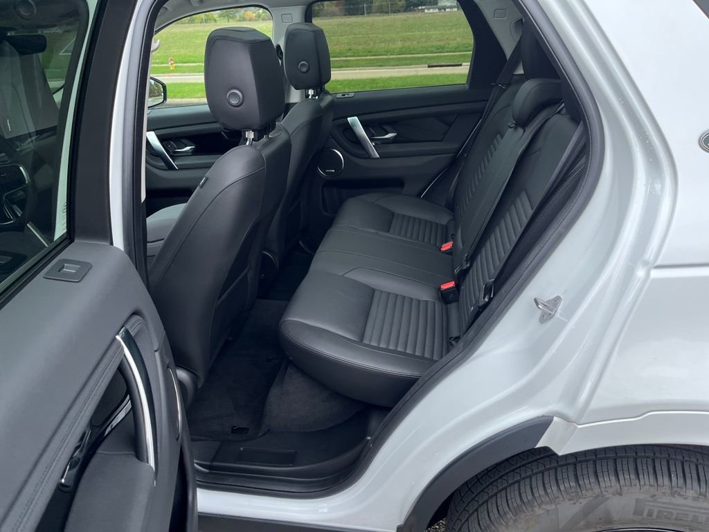 New 2025 Land Rover Discovery Sport S image 25