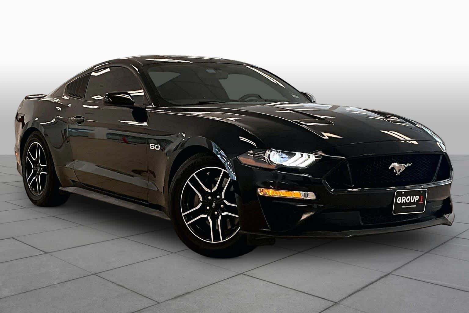 Used 2020 Ford Mustang GT RWD image 2