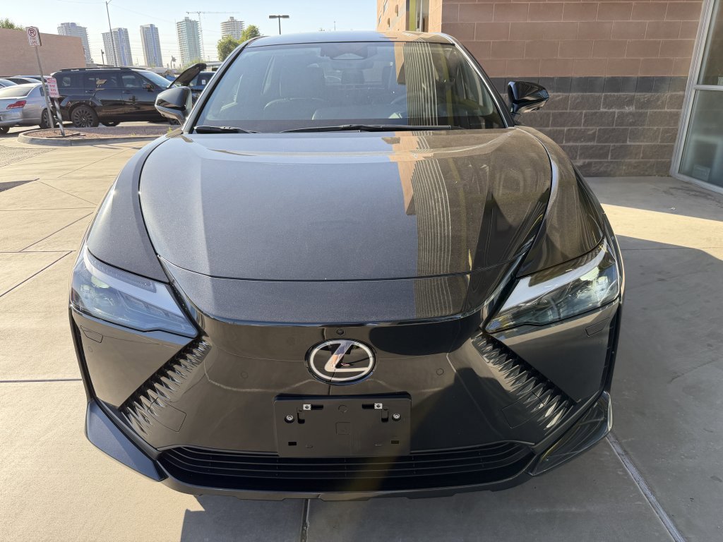 Used 2023 Lexus RZ 450e Premium image 10