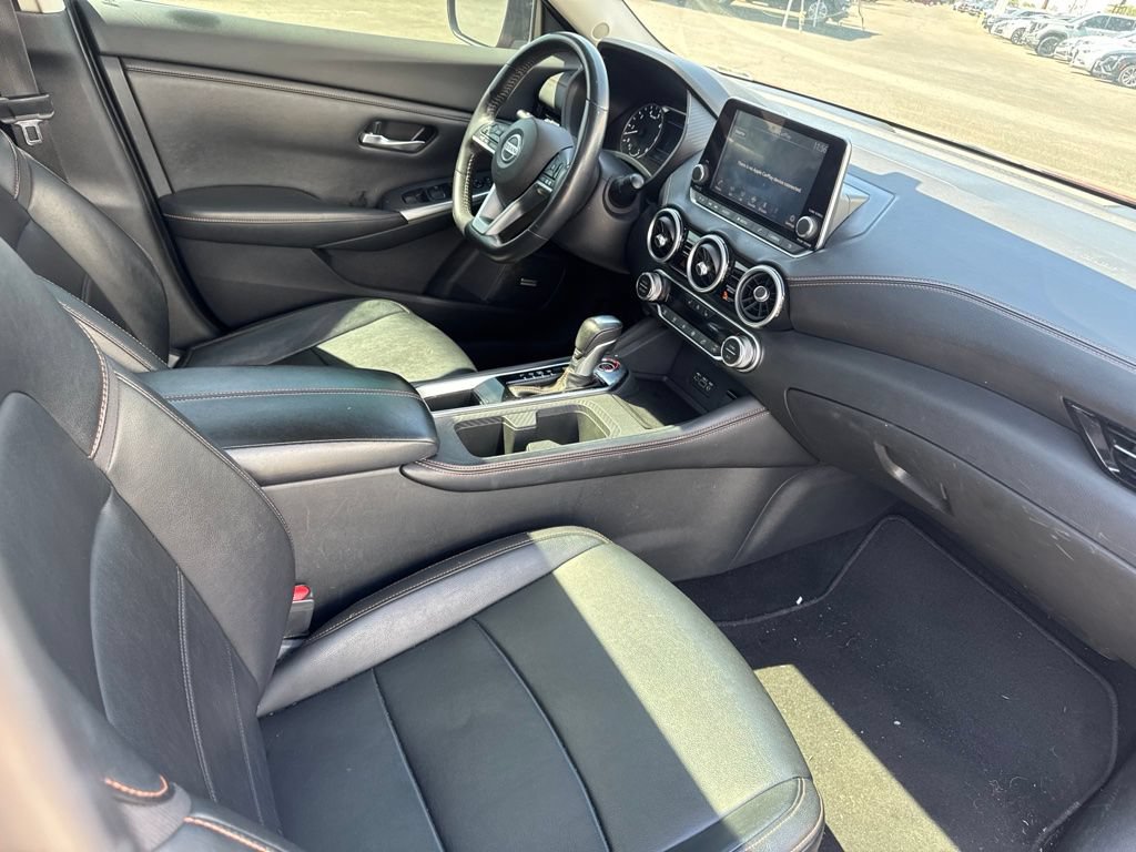 Used 2020 Nissan Sentra SR w/ Premium Package FWD image 9