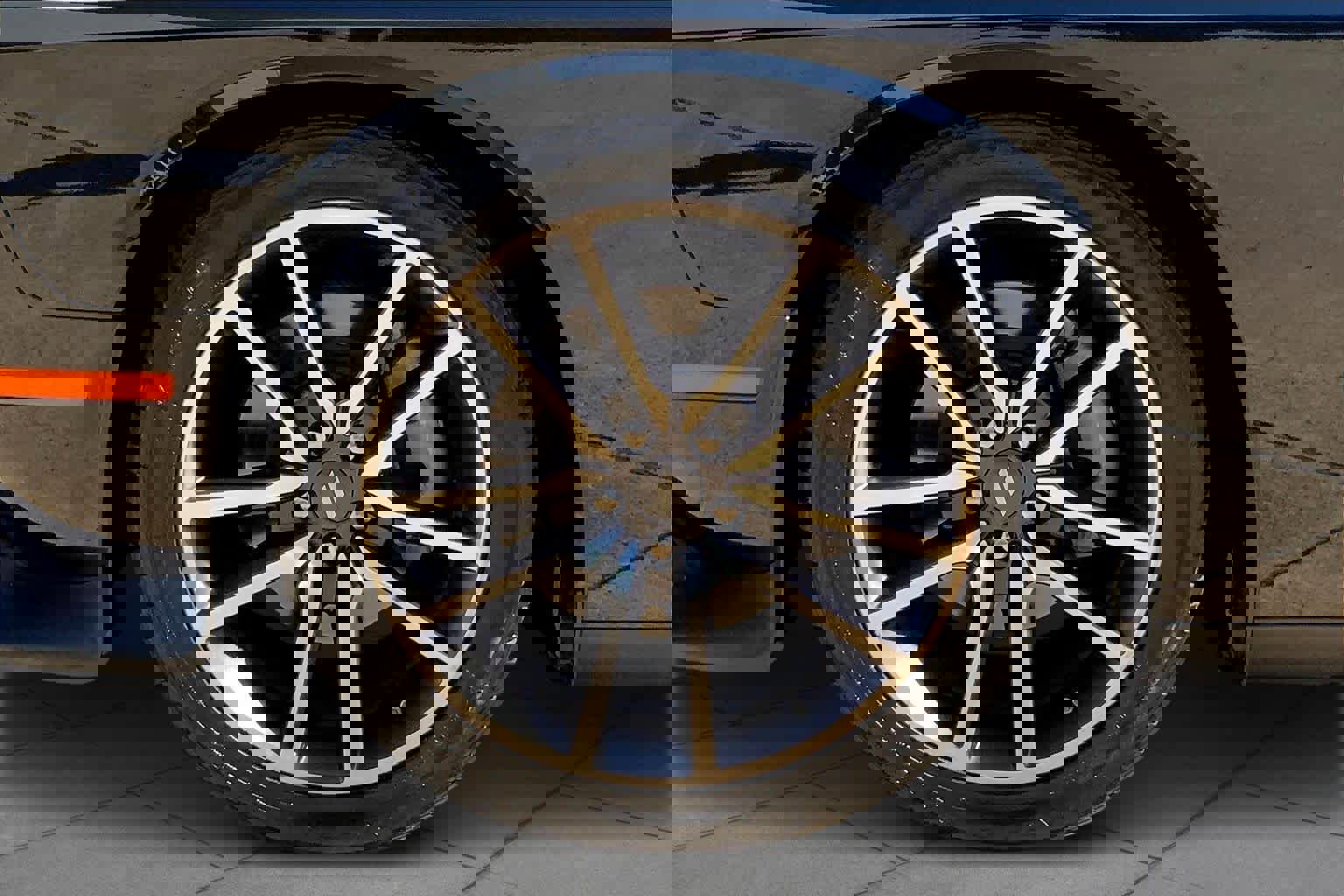 Used 2023 Dodge Challenger GT w/ Plus Package image 9