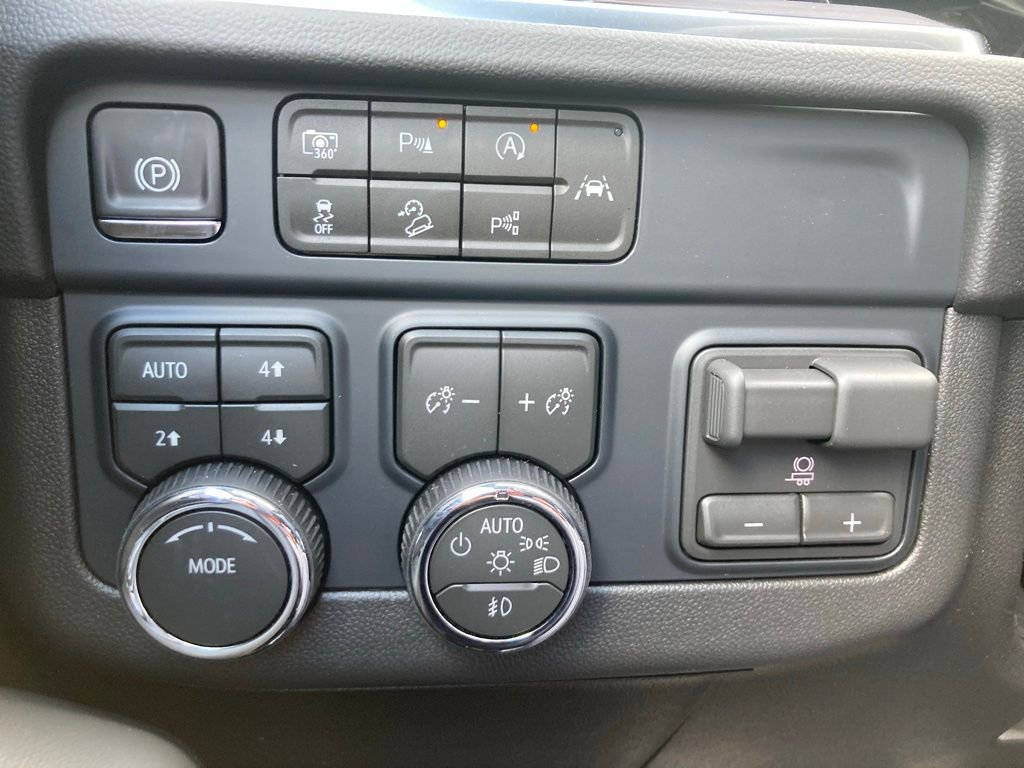 New 2026 Chevrolet Tahoe Z71 w/ Comfort Package image 10