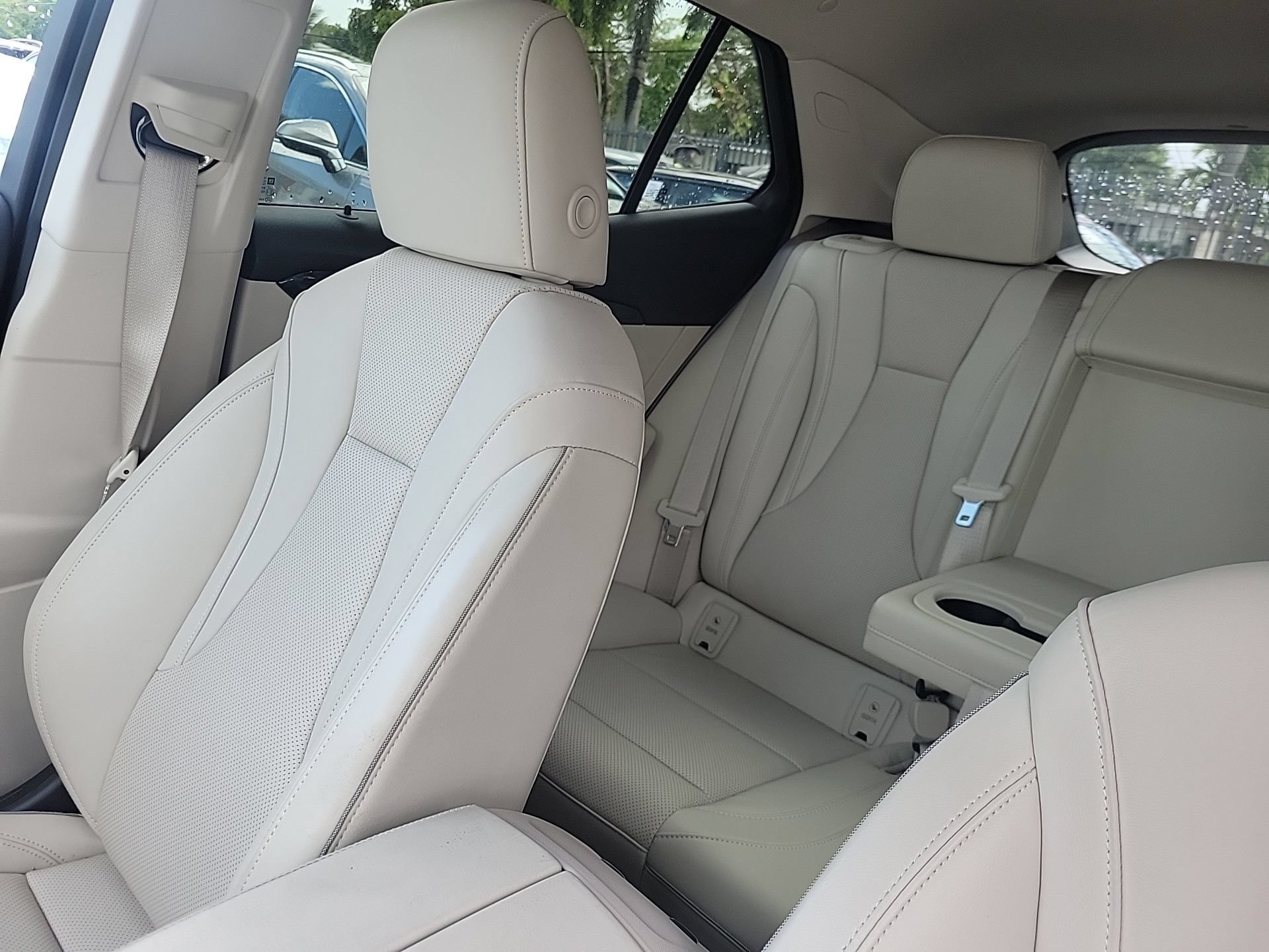 Used 2023 Buick Envision Essence AWD/4WD image 23