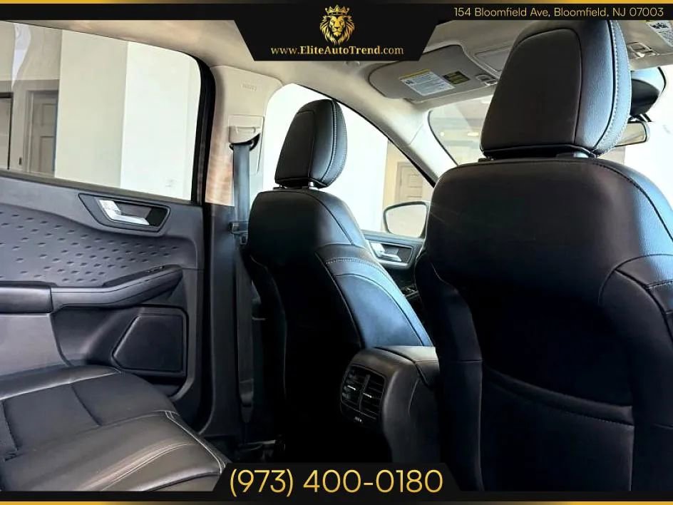 Used 2020 Ford Escape SEL image 25