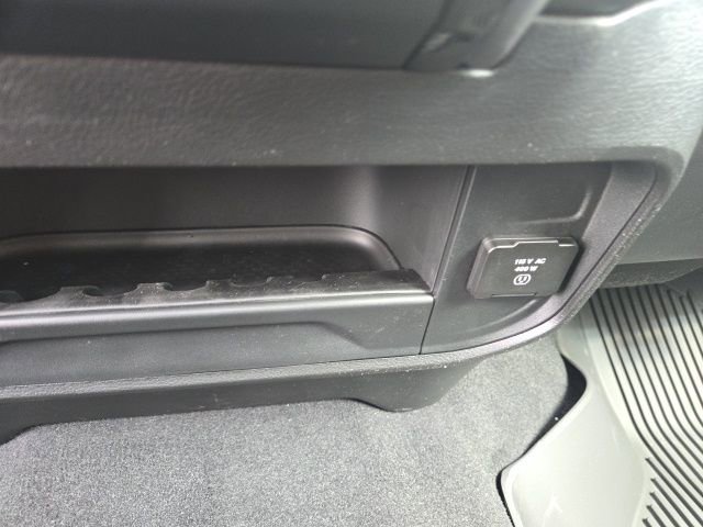 New 2025 RAM 2500 Tradesman AWD/4WD image 36