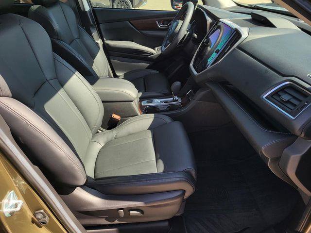 Used 2025 Subaru Ascent Touring w/ Popular Package #2 AWD/4WD image 9