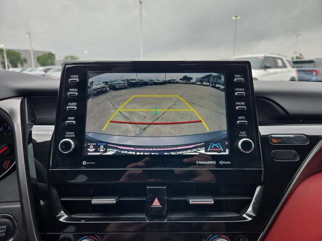 Used 2022 Toyota Camry XSE FWD image 13