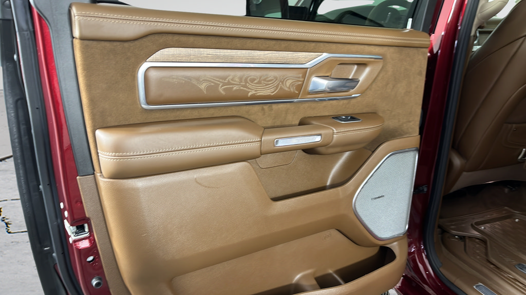 Used 2021 RAM 1500 Limited AWD/4WD image 11
