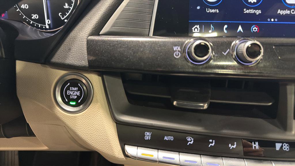 Used 2022 Cadillac CT4 Luxury w/ Sun And Sound Package image 24