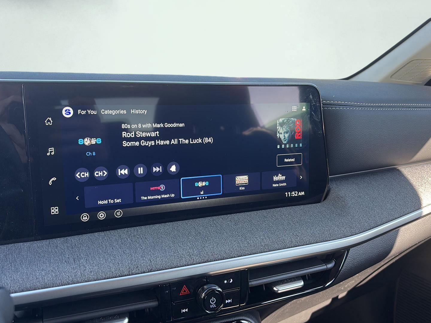 New 2026 Nissan Kicks SV w/ Cold Weather Package image 12