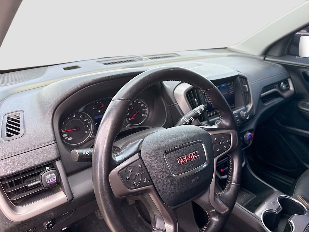 Used 2022 GMC Terrain AT4 image 9