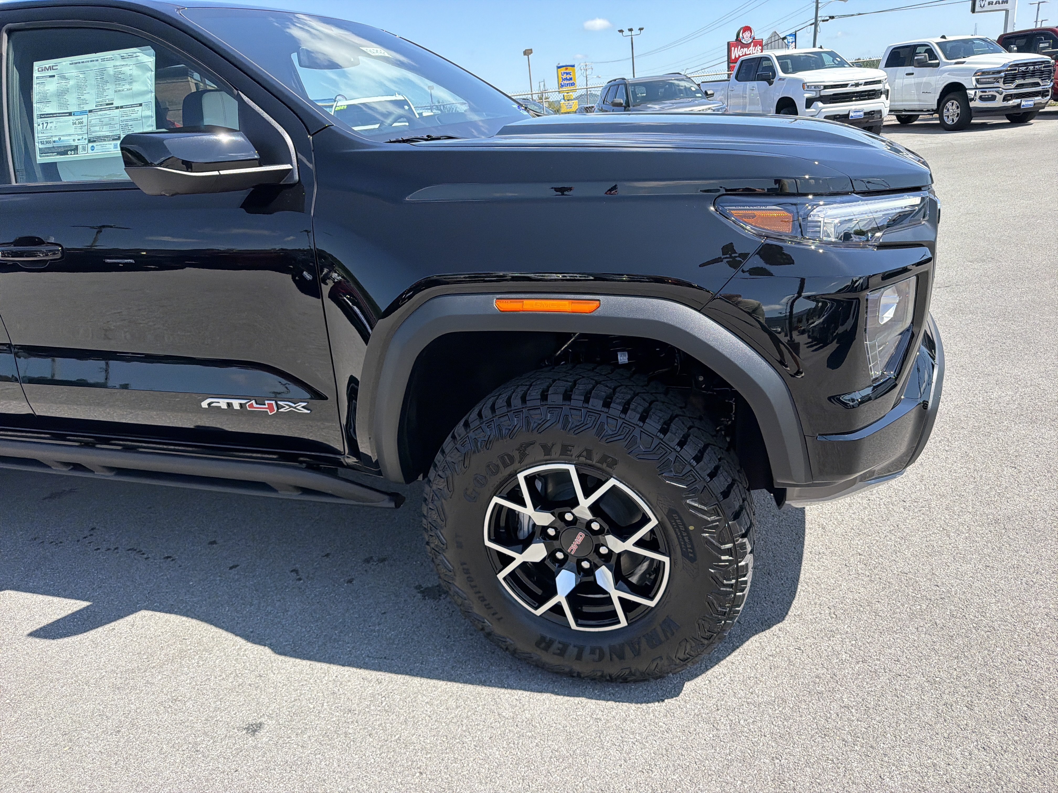 New 2026 GMC Canyon AT4X AWD/4WD image 4