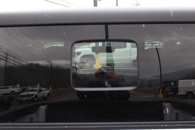 Used 2023 Jeep Gladiator Mojave w/ Cold Weather Group image 40