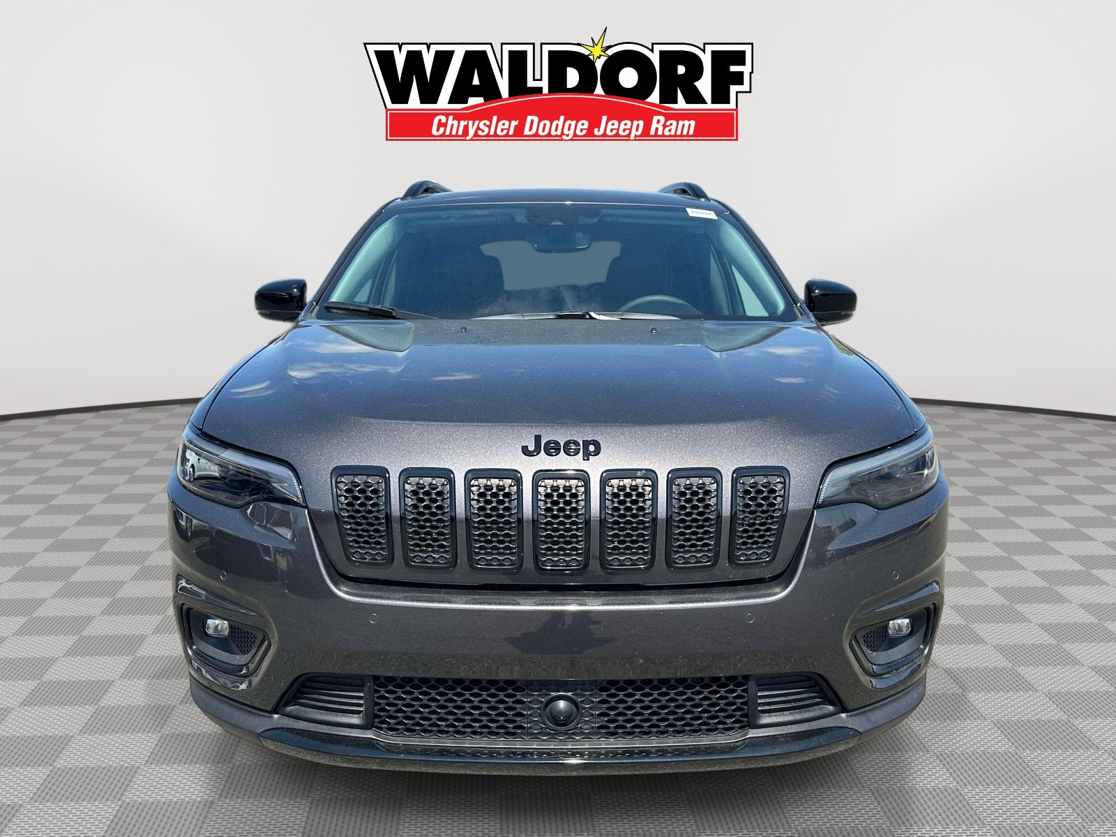 Used 2023 Jeep Cherokee Altitude Lux image 2