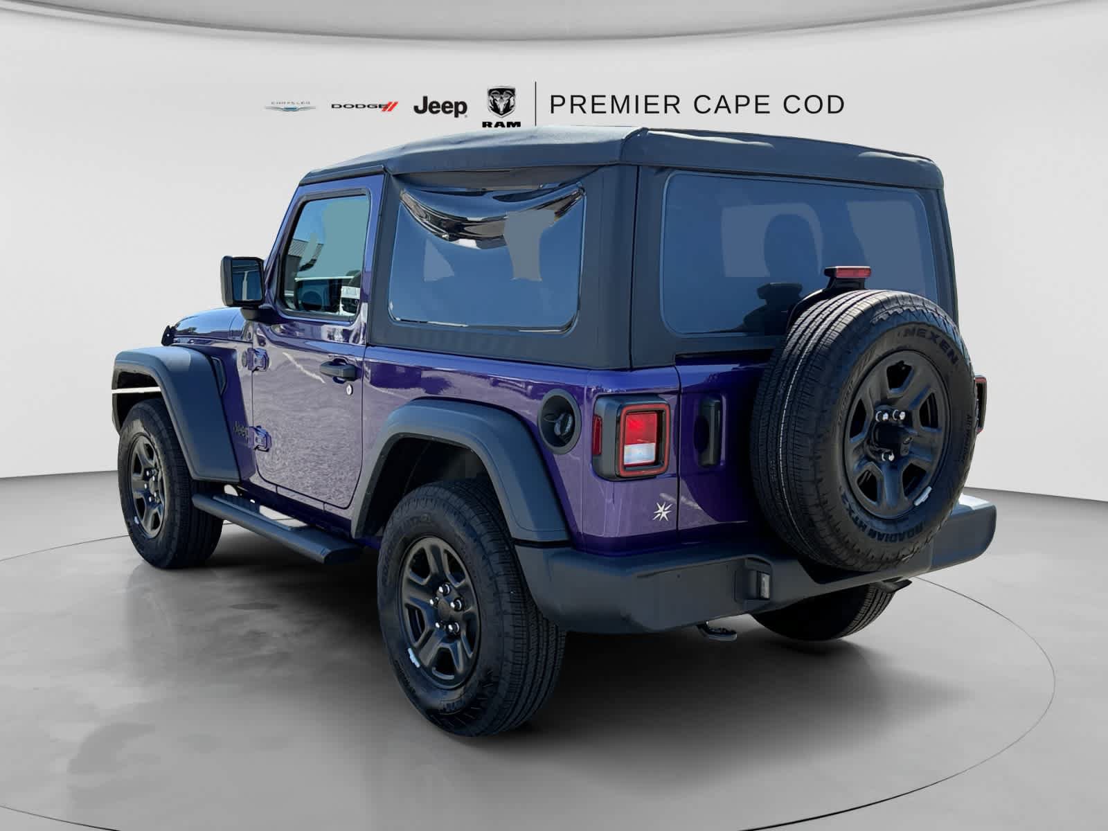 Used 2026 Jeep Wrangler Sport AWD/4WD image 8