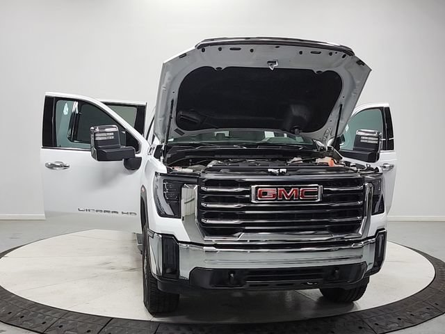 Used 2025 GMC Sierra 2500 SLT w/ SLT Convenience Package AWD/4WD image 10