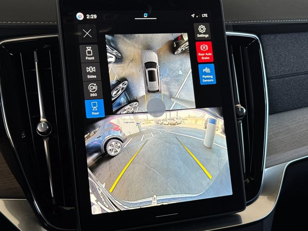 New 2026 Volvo XC90 T8 Plus AWD/4WD image 20