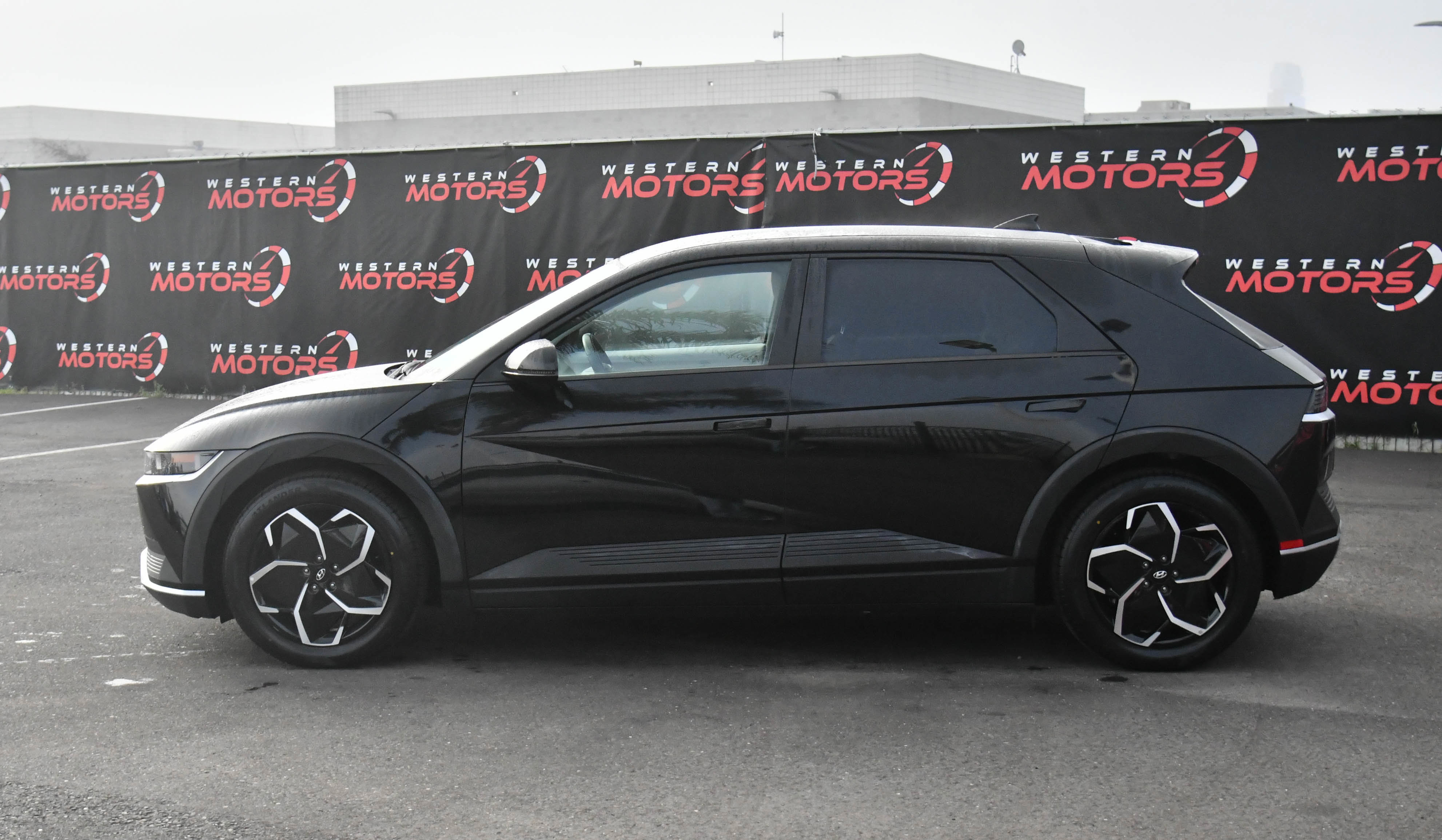 Used 2022 Hyundai Ioniq 5 SEL image 4