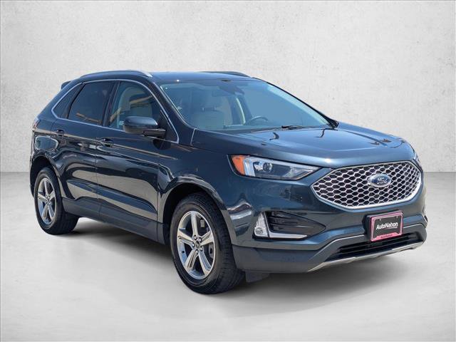 Used 2024 Ford Edge SEL w/ Convenience Package AWD/4WD image 3