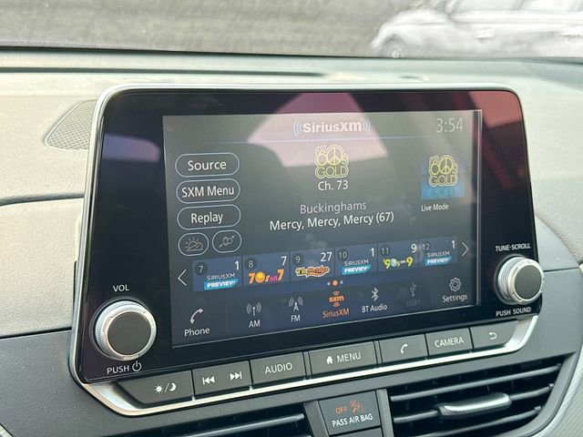 New 2025 Nissan Altima 2.5 SR image 8