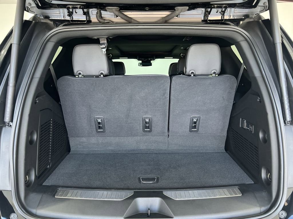 Used 2024 Chevrolet Tahoe Premier image 24