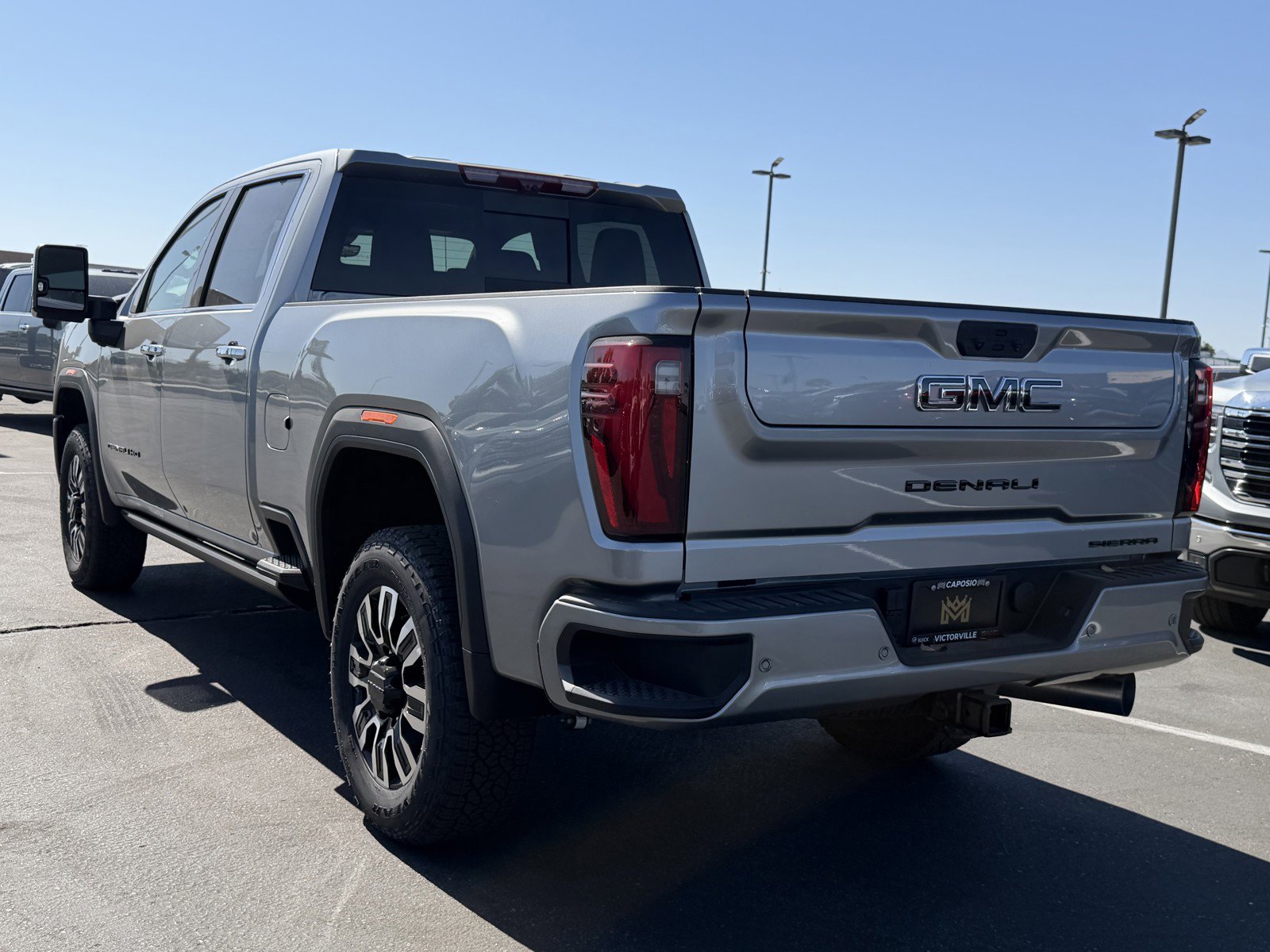 New 2026 GMC Sierra 1500 SLT AWD/4WD image 4