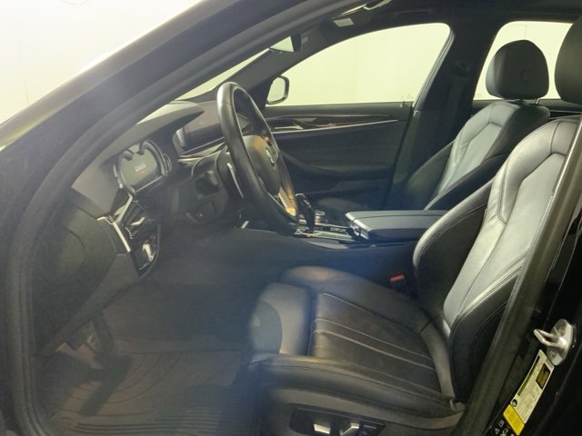 Used 2019 BMW 540i xDrive image 16