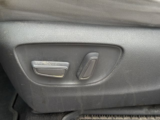 Used 2021 Toyota Sienna LE FWD image 26