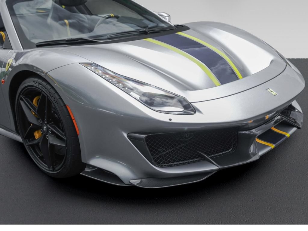 Certified 2020 Ferrari 488 Pista Spider RWD image 12