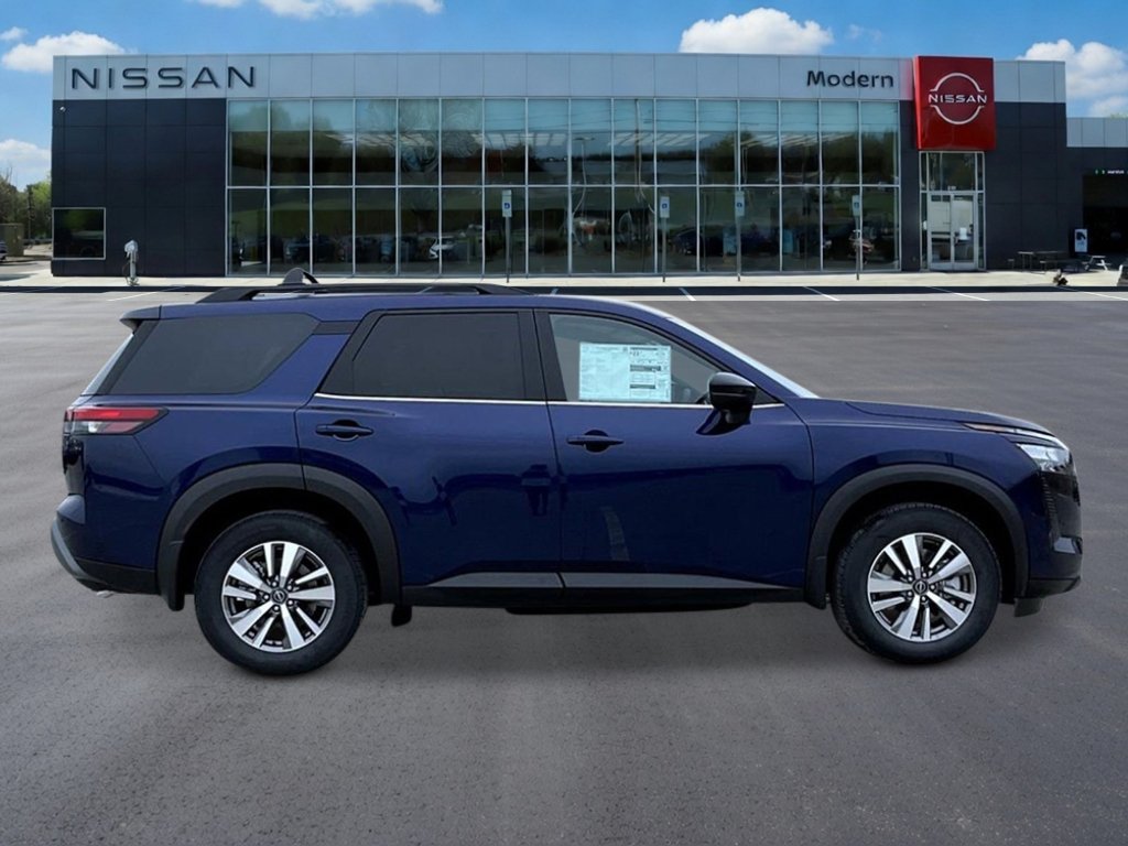 New 2026 Nissan Pathfinder SL w/ Cargo Package AWD/4WD image 6