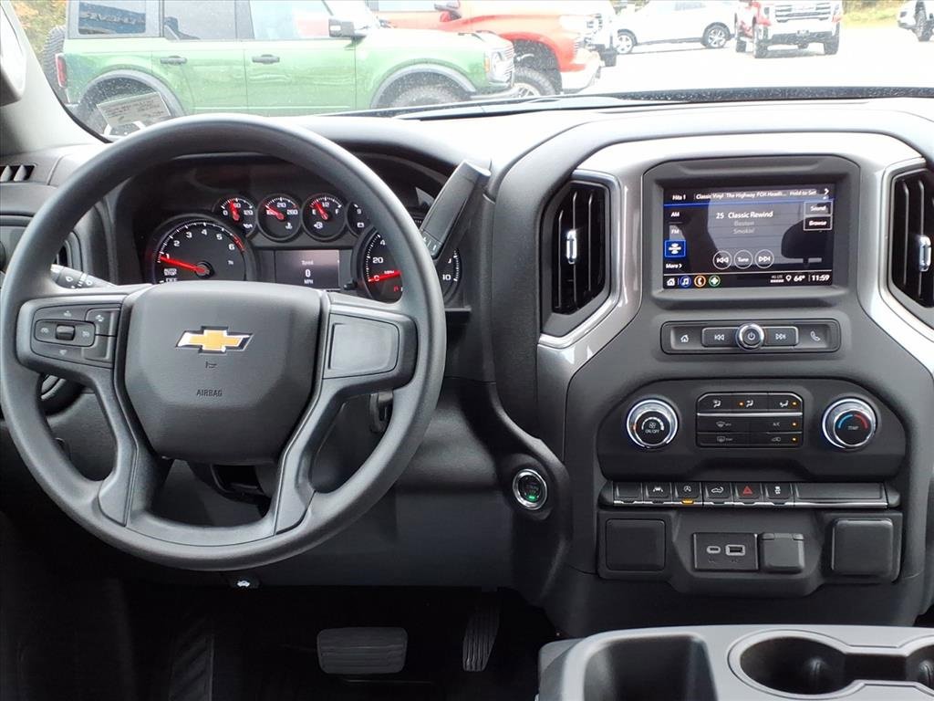 Used 2026 Chevrolet Silverado 1500 Custom image 6