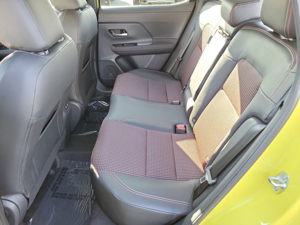 Used 2025 Nissan Kicks SR image 21