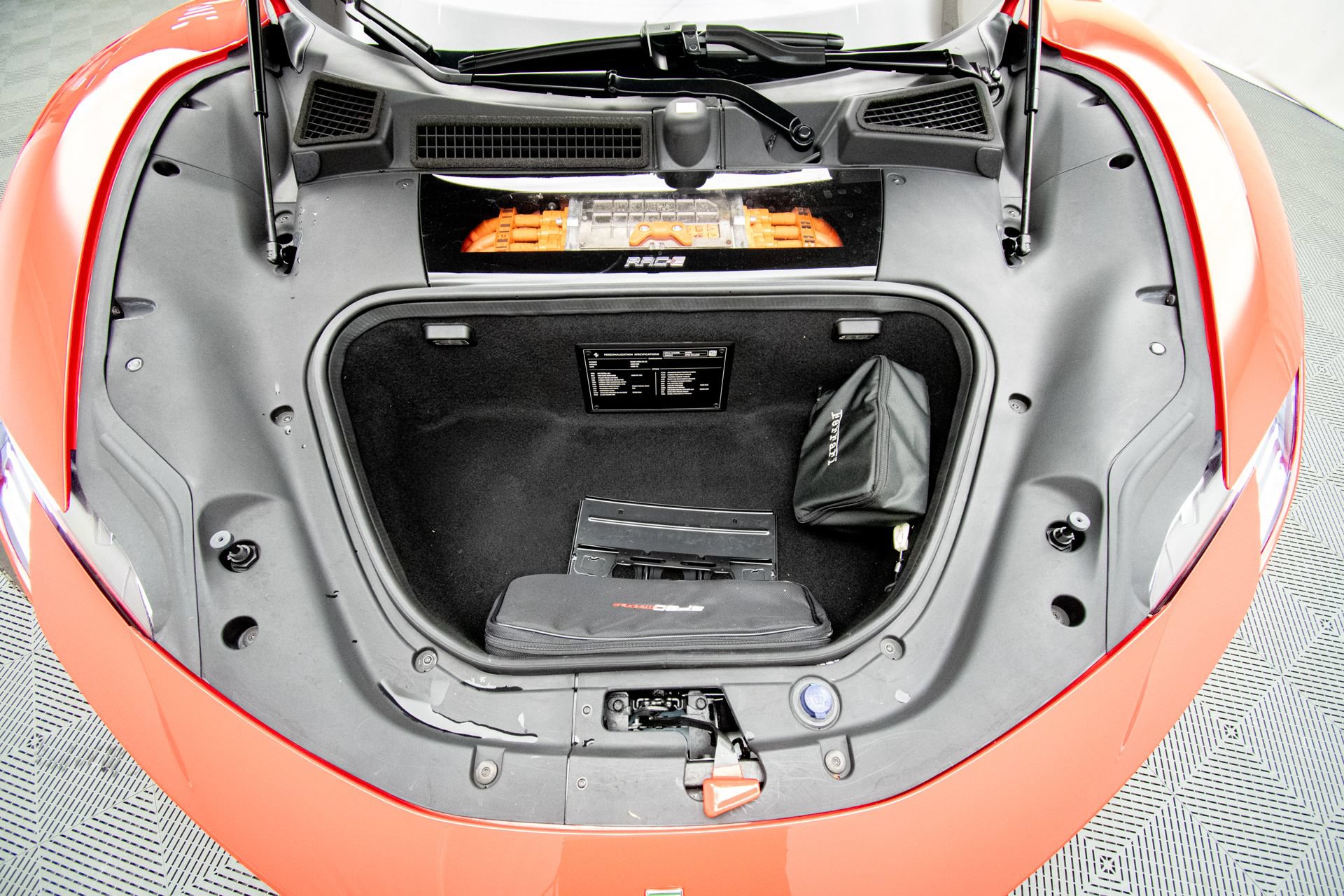 Used 2022 Ferrari SF90 Stradale AWD/4WD image 43