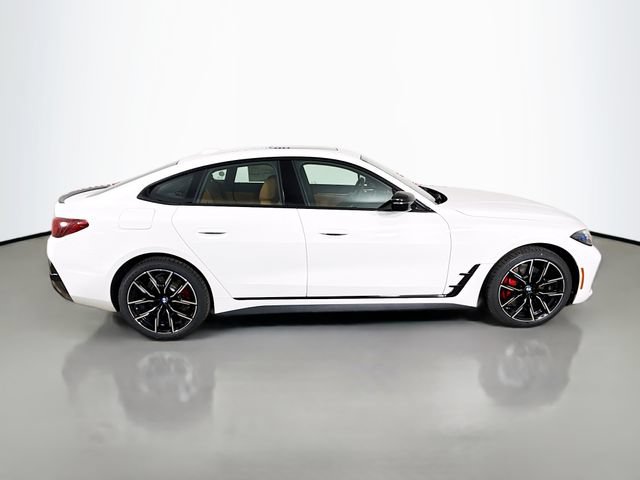 Used 2026 BMW i4 xDrive40i w/ M Sport Package AWD/4WD image 8