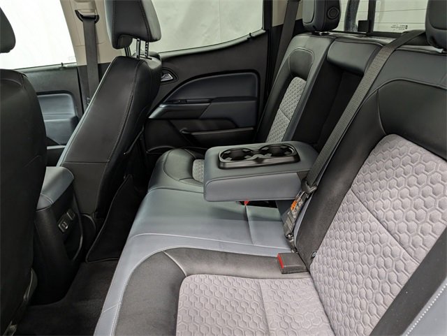 Used 2021 Chevrolet Colorado Z71 w/ Z71 Midnight Edition image 11