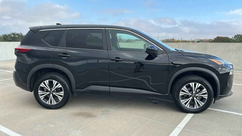 Used 2023 Nissan Rogue SV image 13