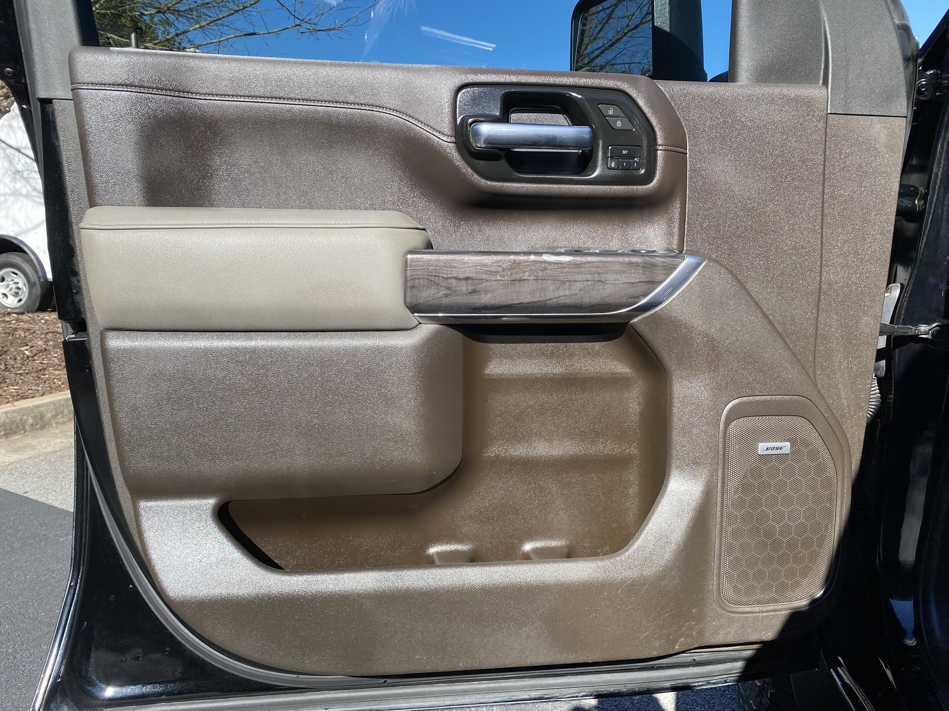 Used 2022 Chevrolet Silverado 2500 LTZ w/ LTZ Premium Texas Edition image 16