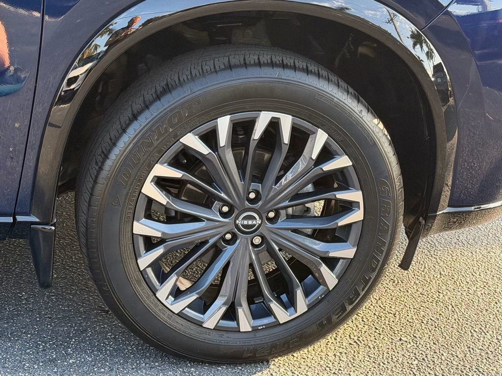 Certified 2024 Nissan Rogue Platinum w/ Platinum Premium Package AWD/4WD image 9