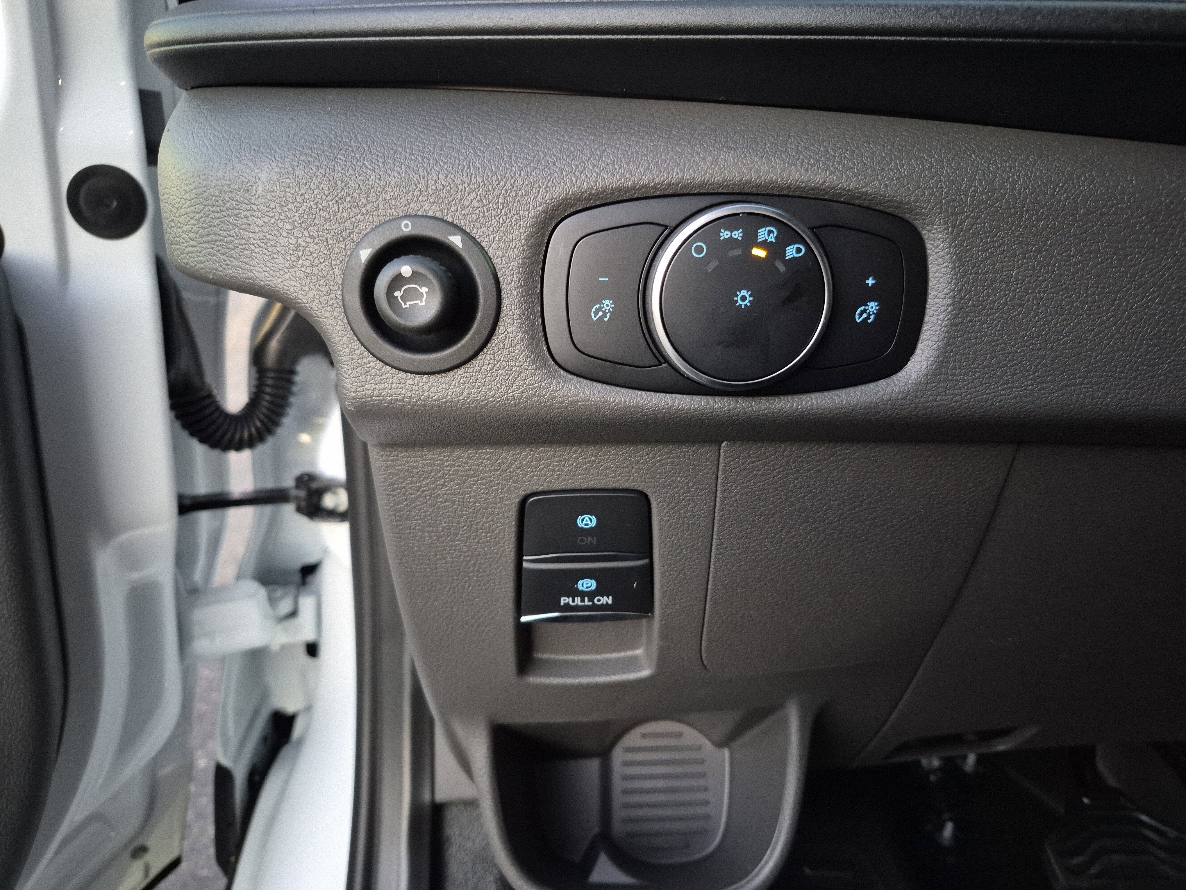 New 2026 Ford Transit 250 148 High Roof Extended image 17