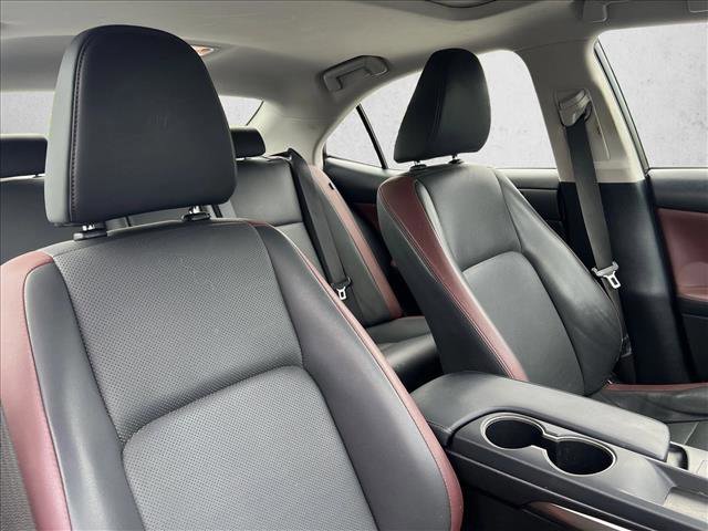 Used 2017 Lexus IS 200t w/ Premium Package RWD image 22